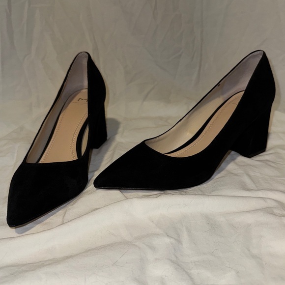 Marc Fisher ZALA BLOCK HEEL POINTY TOE PUMP - Picture 2 of 9